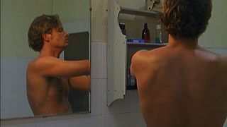 Stephanie Japp nude - S.O.S. Barracuda s01e07 (2002)