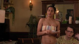Pauline Chalamet, Amrit Kaur, Nili Rain Segal, Lauren Spencer, Sierra Katow sexy show - The Adult Lives of College Girls s01e02 (2021) celebs Video sex movie scenes