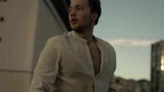 Caroline Hartig, Hannah Hoekstra - Blackout s01e02 (2021) celebs hot cut show