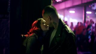 Isabelle Eidlen sexy show - Prestuplenie s02e06 (2021) celebs movie scene