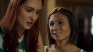 Dominique Provost-Chalkley ho lesbian scene - Wynonna Earp s04e09 (2021) celebs episode