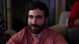 Georgia Gagen topless scenes - Ted Lasso s02e01 (2021) celebs movie scene