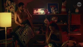 Jeanne Goursaud, Soma Pysall hot scene - Para - Wir sind King s01e04 (2021) celebs episode