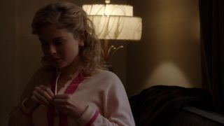 Lizzy_Caplan__Rose_McIver_-_Masters_of_Sex_s01e04__2013