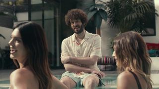 Elsie Hewitt, Hailey Bieber, Kendall Jenner hot - Dave s02e02 (2021) celebs episode