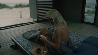 Linda Lapinsh, Viktoriya Agalakova hot - Kosa s01e10 (2021) Russian celebs sex movie scenes