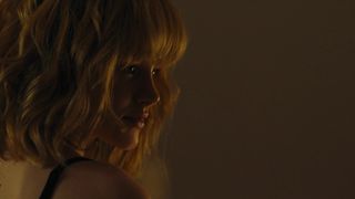 Emma Laird hot– Mayor of Kingstown s01e02 (2021) celebs Video hot scene