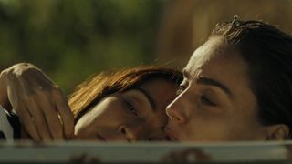 Irene Arcos, Veronica Sanchez, Marta Milans hot - El Embarcadero s02e01-06 (2020)