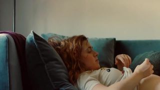 Amy Deasismont, Julia Lyskova Juhlin topless scenes - Thunder in My Heart s01e01e03e04e07e08 (2021)