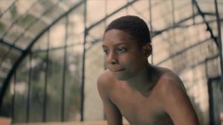 Lea Bonneau - Lupin s01e01 (2020) TV hot movie scene show