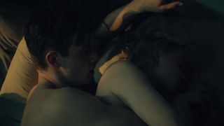 Luna Wedler sexy - Je suis Karl (2021) Hot adult movie scene