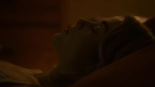 Alice Isaaz - Messe basse (2020) HD hot scene