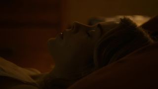 Alice Isaaz - Messe basse (2020) HD hot scene