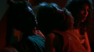 Francesca Neri, Maria Barranco - Las edades de Lulu (1990) HD nude scene