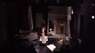 Aleksandra Corovic hot scene - Die Reise. Ein Trip (2020)