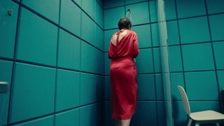 Julia Kijowska, Karolina Kominek-Skuratowicz topless scenes - Fisheye (2020)