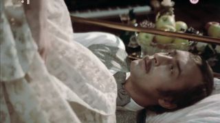 Bara Stepanova - Tisicrocna vcela (1983) TV hot scene boobs