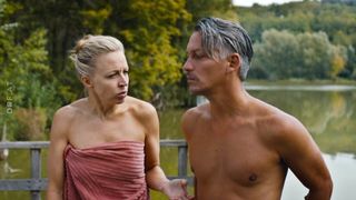 Nina Proll - Vorstadtweiber s01e50 (2020) celebrity nude scene