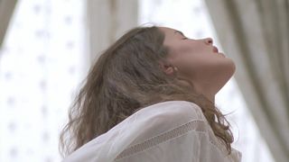 Rachel Shelley - Photographing Fairies (1997) actress hot scene