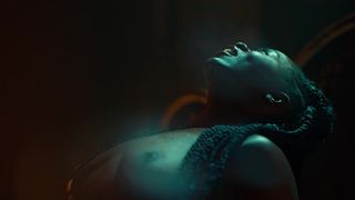 Yetide Badaki â American Gods s03e02 (2020) celebrity booby show