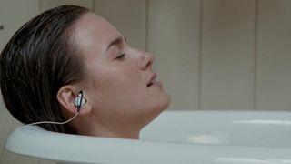 Elizabeth Banks, Tania Saulnier, Brenda James - Slither (2006) celeb hot scene show & hot scene