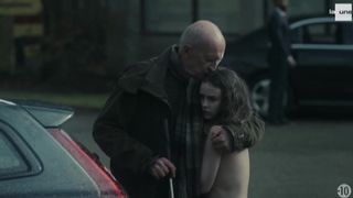 Elisa Echebarria Menendez, Jacqueline Bollen - Unseen (Invisible) s01e08 (2020) actress nude scene