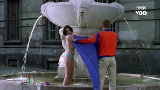 Agnieszka Krukowna, Ewa Gorzelak - Farba (1993) actress nude videos