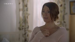 Iris Mareike Steen, Ulrike Frank - GZSZ e7152 (2020) celebrity boobs scene