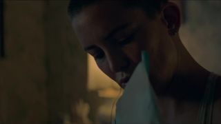 Kate Hudson hot movie scene - Music (2021) bald head, underwear celeb scene