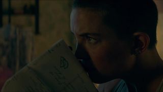 Kate Hudson hot movie scene - Music (2021) bald head, underwear celeb scene