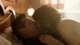 Jeanne Tremsal - Falk s02e03 (2020) TV hot movie scene boobs