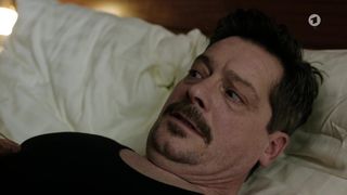 Jeanne Tremsal - Falk s02e03 (2020) TV hot movie scene boobs