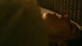 Britta Hammelstein sexy - Heute stirbt hier Kainer (2021) hot adult scene