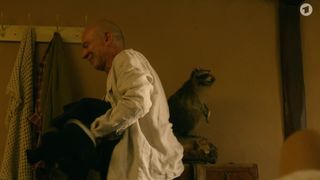 Britta Hammelstein sexy - Heute stirbt hier Kainer (2021) hot adult scene