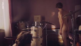 Anouk Elias boobs - Fur immer Eltern (2021) Nude movie scene