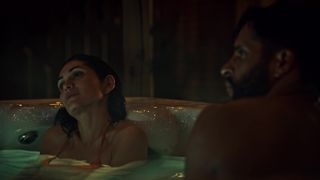 Lela Loren - American Gods s03e07 (2021) celeb boobs scene