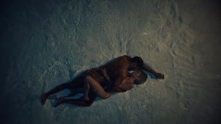 Lela Loren - American Gods s03e07 (2021) celeb boobs scene