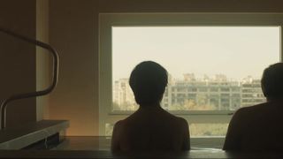 Melanie Olivares - Perdida s01e10 (2020) actress boobs scene