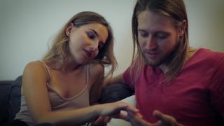 Agata Pisiewicz hot - That has to be love (2020)