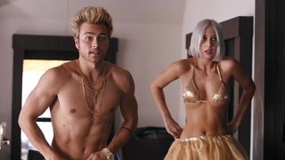 Addison Rae, Vanessa Dubasso hot nude scene - He's All That (2021)