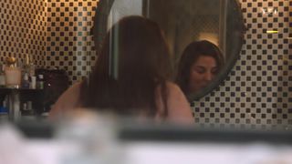 Marilou Berry - Je te promets s01e01 (2021) celeb hot movie scene boobs