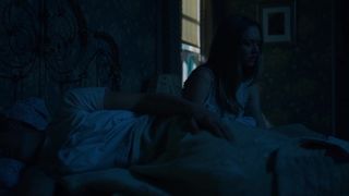Amanda Seyfried, Natalia Dyer â Things Heard & Seen (2021) Actress Nude Scene