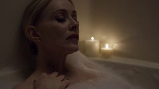 Barbara Crampton hot scene - Jakob's Wife (2021) Hude Adult scene
