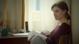 Marta Belmonte, Marta Milans - The Minions of Midas s01e02e03e04e06 (2020) TV hot scene show boobs