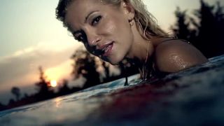 Dara Rolinc - Stale Dokola (2014) HD nude show