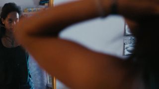 Melissa Irowa, Sara Toth - Liebe, Adult und Sehnsucht (Lovecut) (2020) celebrity boobs scene