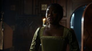 Charlotte Hope, Stephanie Levi-John â The Spanish Princess s02e01 (2020) celeb booby show