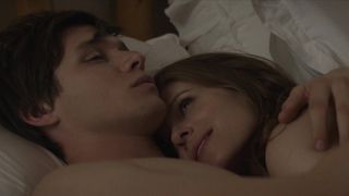 Kate Mara - A Teacher s01e05 (2020) celeb hot scene boobs