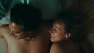 Sina Tkotsch - Faking Bullshit - Krimineller als die Polizei erlaubt! (2020) TV hot scene