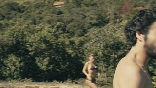 Maria Ribeiro, Carolina Dieckmann, Martha Nowill - Entre Nos (2013) TV topless and hot group scene